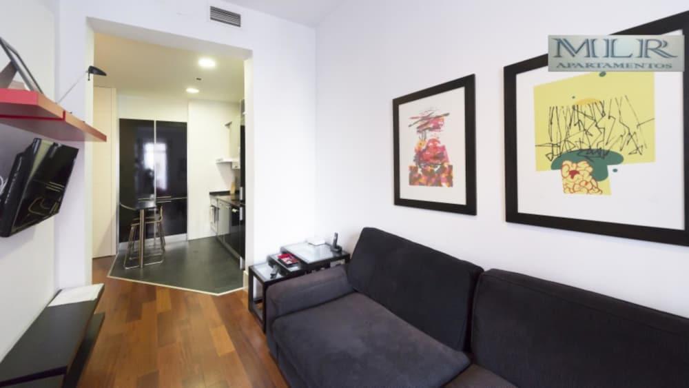 Modern Flats In Justicia By Allo Housing Madrid Esterno foto